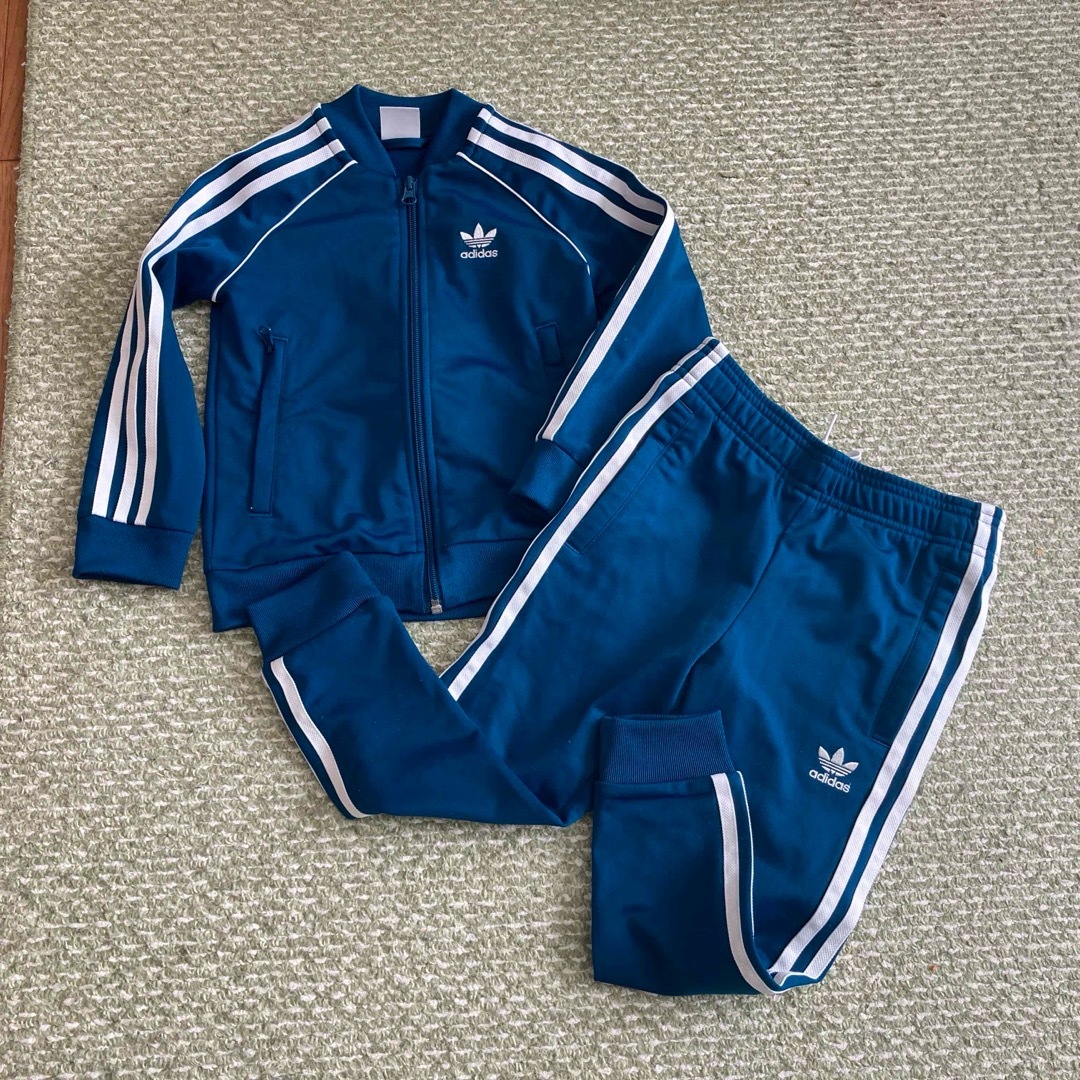 adidas(アディダス)のアディダス　ジャージ　110センチ　セットアップ キッズ/ベビー/マタニティのキッズ服男の子用(90cm~)(その他)の商品写真