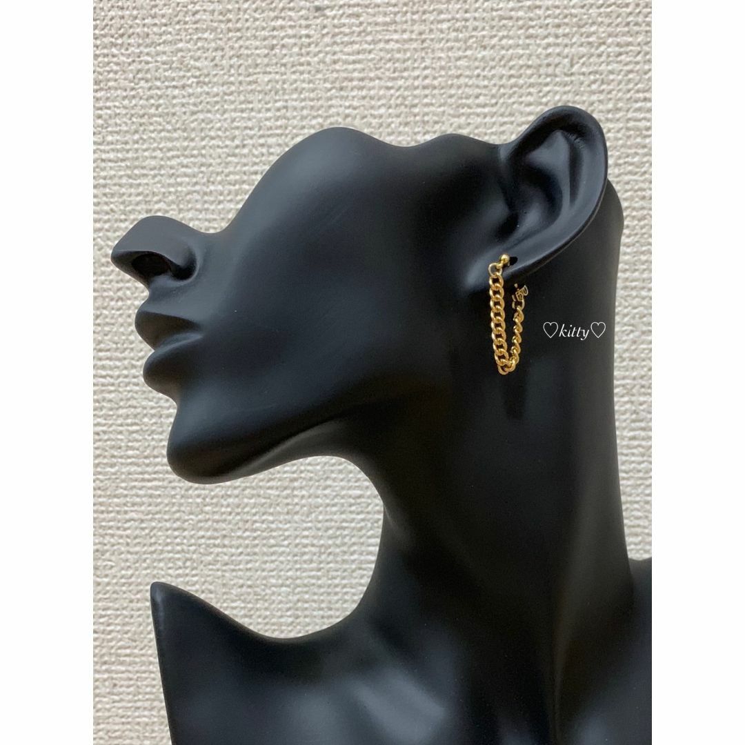 【ベーシックチェーンピアス ゴールド Mサイズ】ステンレス メンズのアクセサリー(ピアス(両耳用))の商品写真