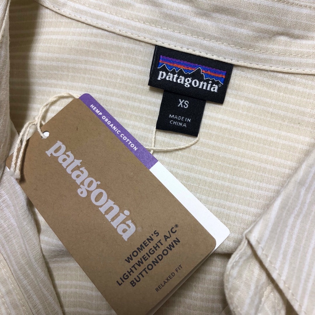 patagonia(パタゴニア)の【未使用】パタゴニアのオーガニックコットンシャツXS レディースのトップス(シャツ/ブラウス(長袖/七分))の商品写真