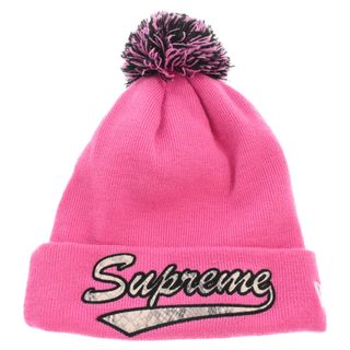 シュプリーム(Supreme)のSUPREME シュプリーム ×New Era Snake Script Beanie×ニューエラ ロゴ刺繍 ニット帽 ビーニー ピンク(ニット帽/ビーニー)