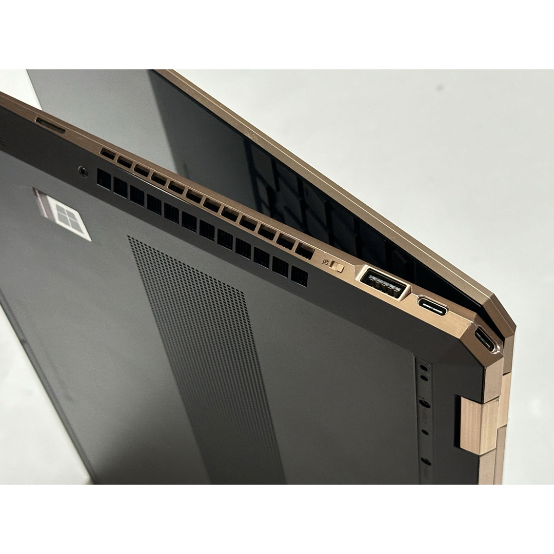 HP(ヒューレットパッカード)の【美品】HP Spectre x360 Corei7 8750H 16GB1TB スマホ/家電/カメラのPC/タブレット(ノートPC)の商品写真