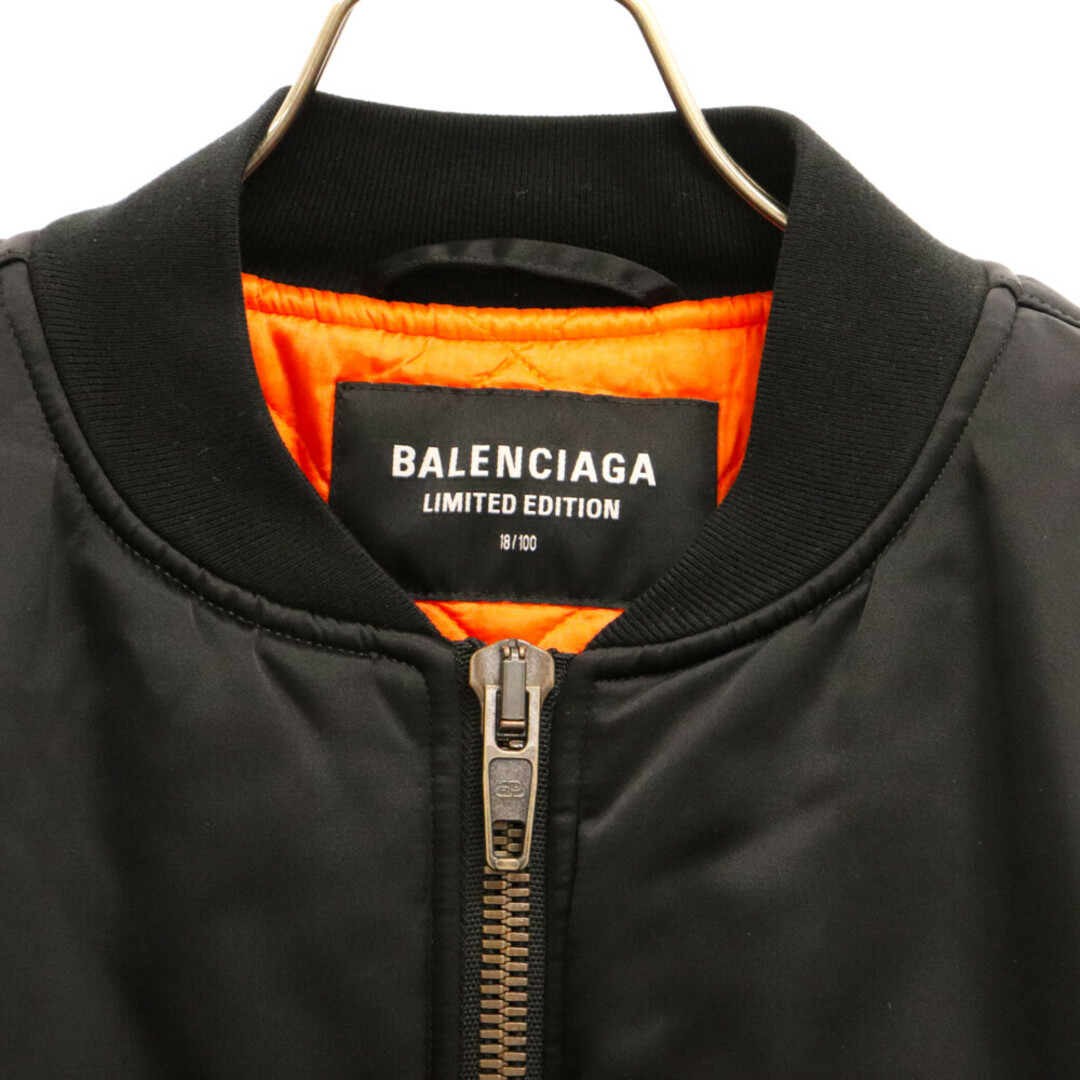 Balenciaga(バレンシアガ)のBALENCIAGA バレンシアガ 21AW シティーズパリロゴ刺繍MA1ボンバージャケットブルゾン ブラック 690398 TYD31 メンズのジャケット/アウター(フライトジャケット)の商品写真