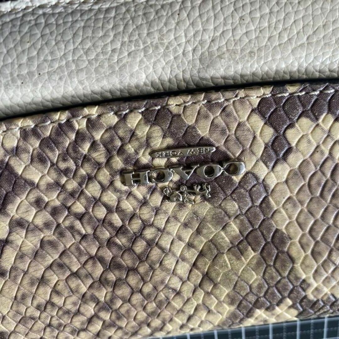 COACH - COACH☆蛇柄 蛇革 レザー長財布!!の通販 by ギター COACH - COACH☆蛇柄 蛇革 レザー長財布!!の通販 by ギター