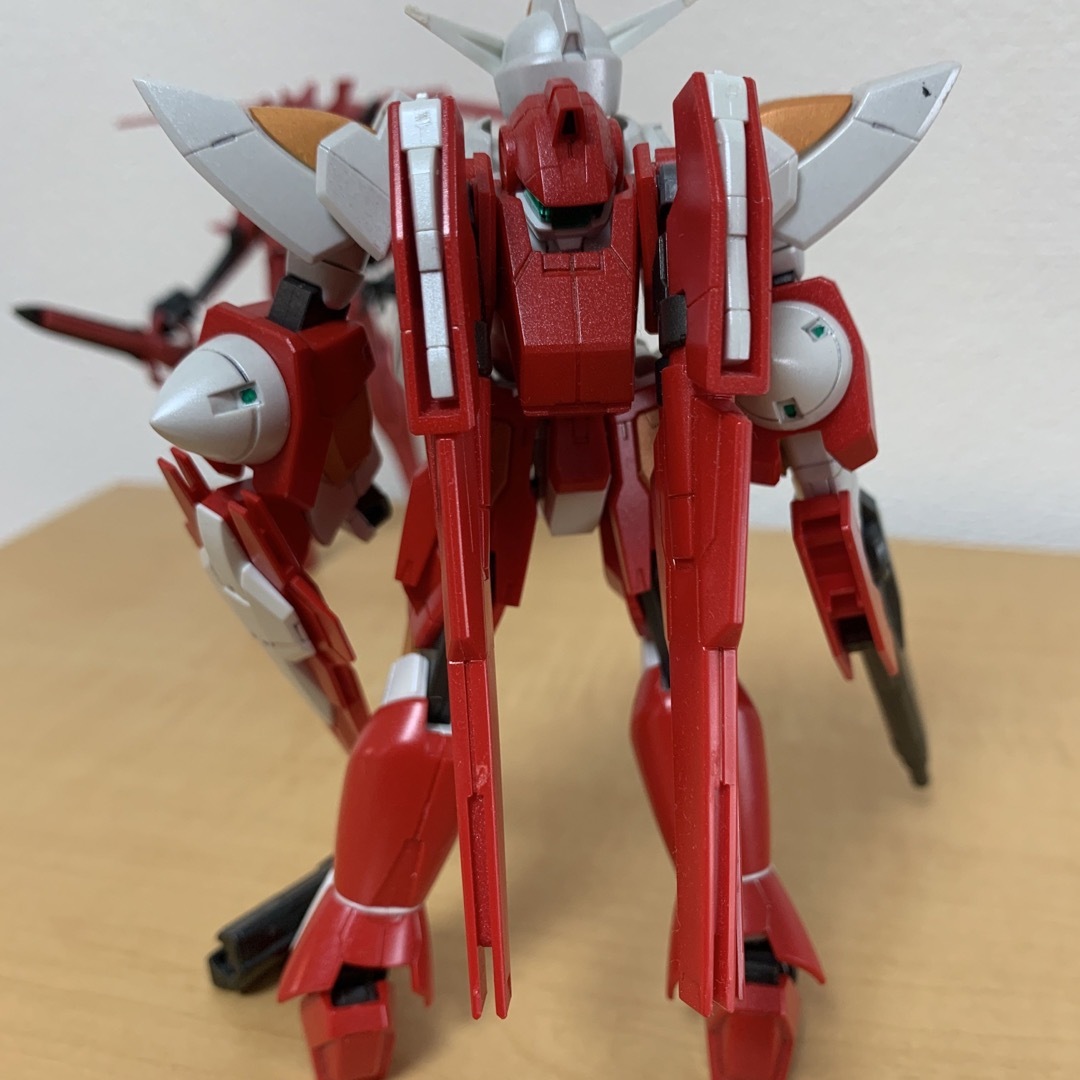 【HG】リボーンズガンダム &イナクトカスタム エンタメ/ホビーのおもちゃ/ぬいぐるみ(プラモデル)の商品写真