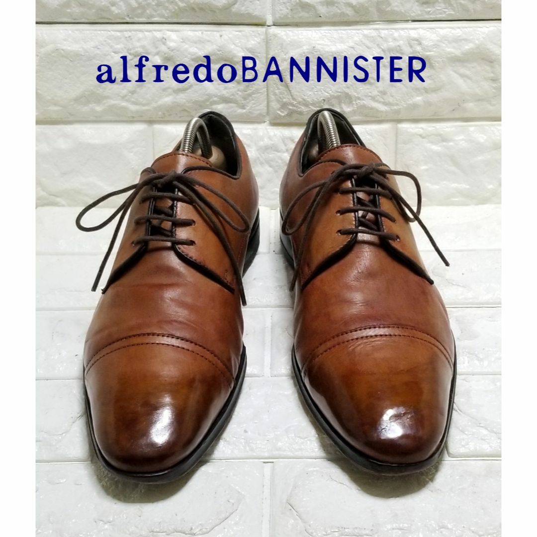 alfredoBANNISTER(アルフレッドバニスター)のalfledBANNISTER ストレートチップ size43　茶 メンズの靴/シューズ(ドレス/ビジネス)の商品写真