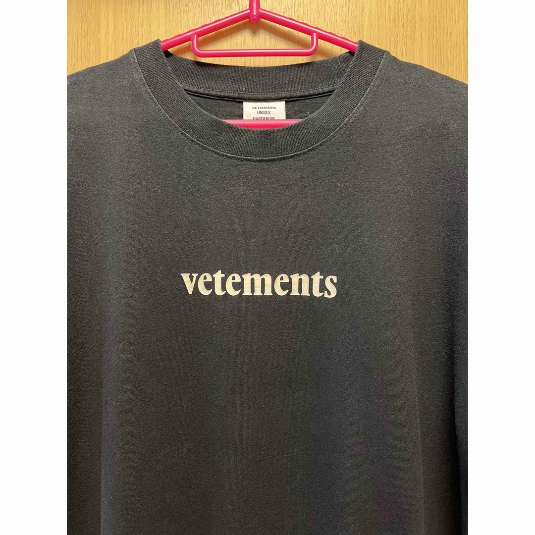 VETEMENTS - 正規 20SS VETEMENTS ヴェトモン ロゴ Tシャツの VETEMENTS - 正規 20SS VETEMENTS ヴェトモン ロゴ Tシャツの