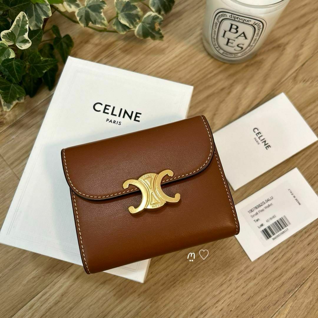 新品】CELINE セリーヌ 三つ折り財布 トリオンフ コンパクトウォレット 新品】CELINE セリーヌ 三つ折り財布 トリオンフ コンパクトウォレット