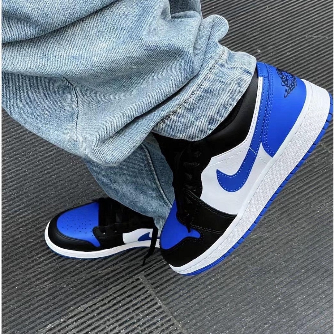 Jordan Brand（NIKE）(ジョーダン)の23.5cm【新品】限定　NIKE GS AIR JORDAN 1 LOW レディースの靴/シューズ(スニーカー)の商品写真