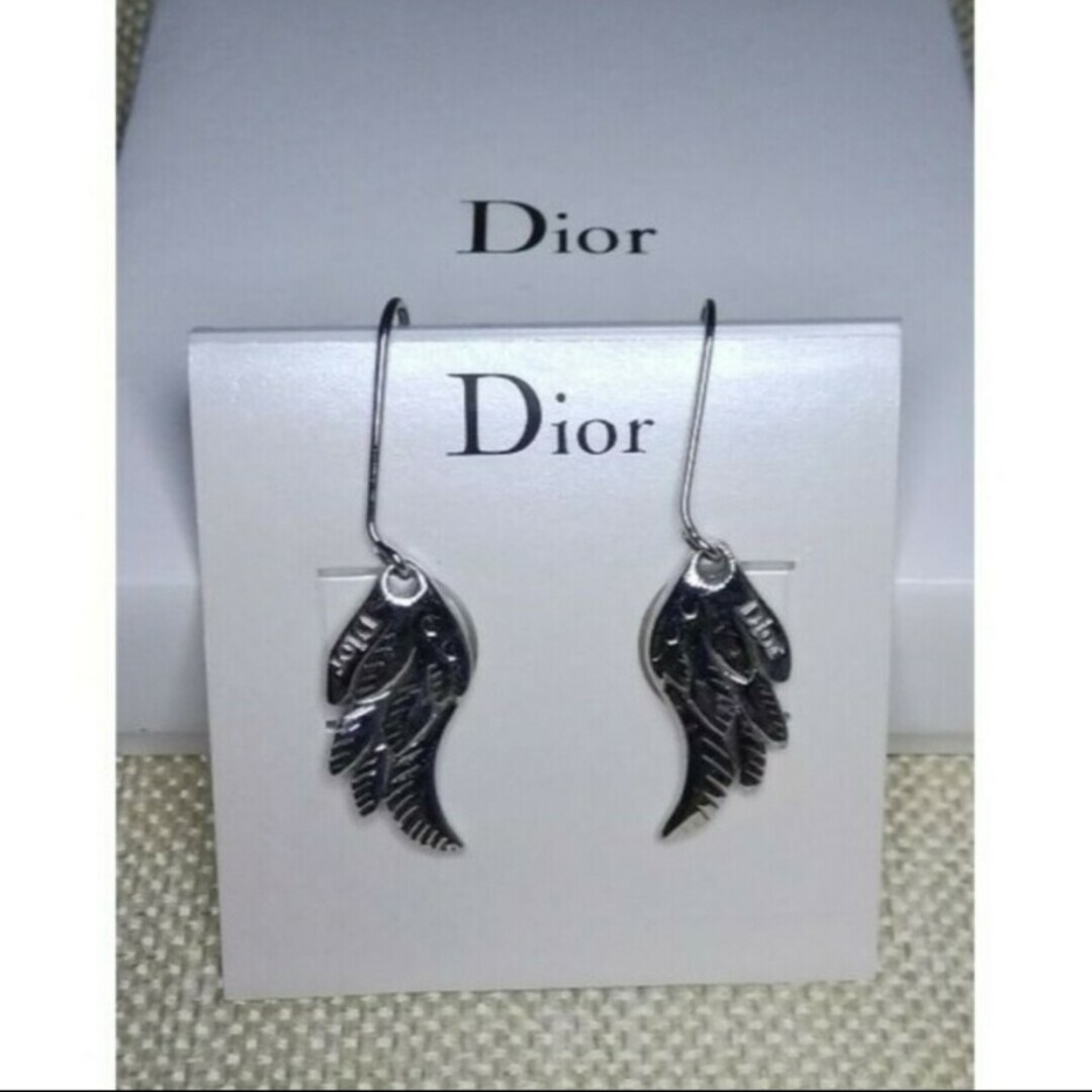 Christian Dior(クリスチャンディオール)のクリスチャンディオール⭐Dior Angel wings ピアス⭐エンジェル⭐翼 レディースのアクセサリー(ピアス)の商品写真