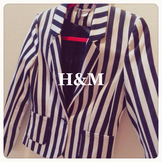 エイチアンドエム(H&M)のモデル愛用♡ストライプジャケット(テーラードジャケット)