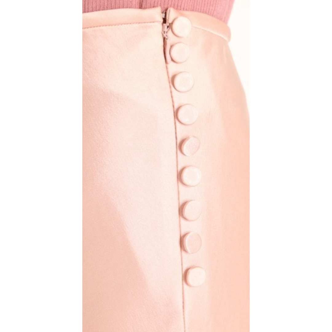 SNIDEL(スナイデル)のスナイデル　サテンロングスカート　ベージュ　スリット　ボタン レディースのスカート(ロングスカート)の商品写真