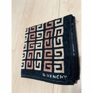 ジバンシィ(GIVENCHY)の GIVENCHY ジバンシイ ハンカチ(ハンカチ)