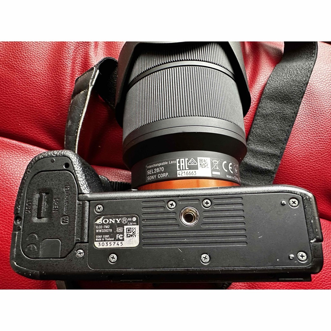 SONY(ソニー)のSONY デジタル一眼カメラ α7 IIズームレンズキット ILCE-7M2K スマホ/家電/カメラのカメラ(ミラーレス一眼)の商品写真