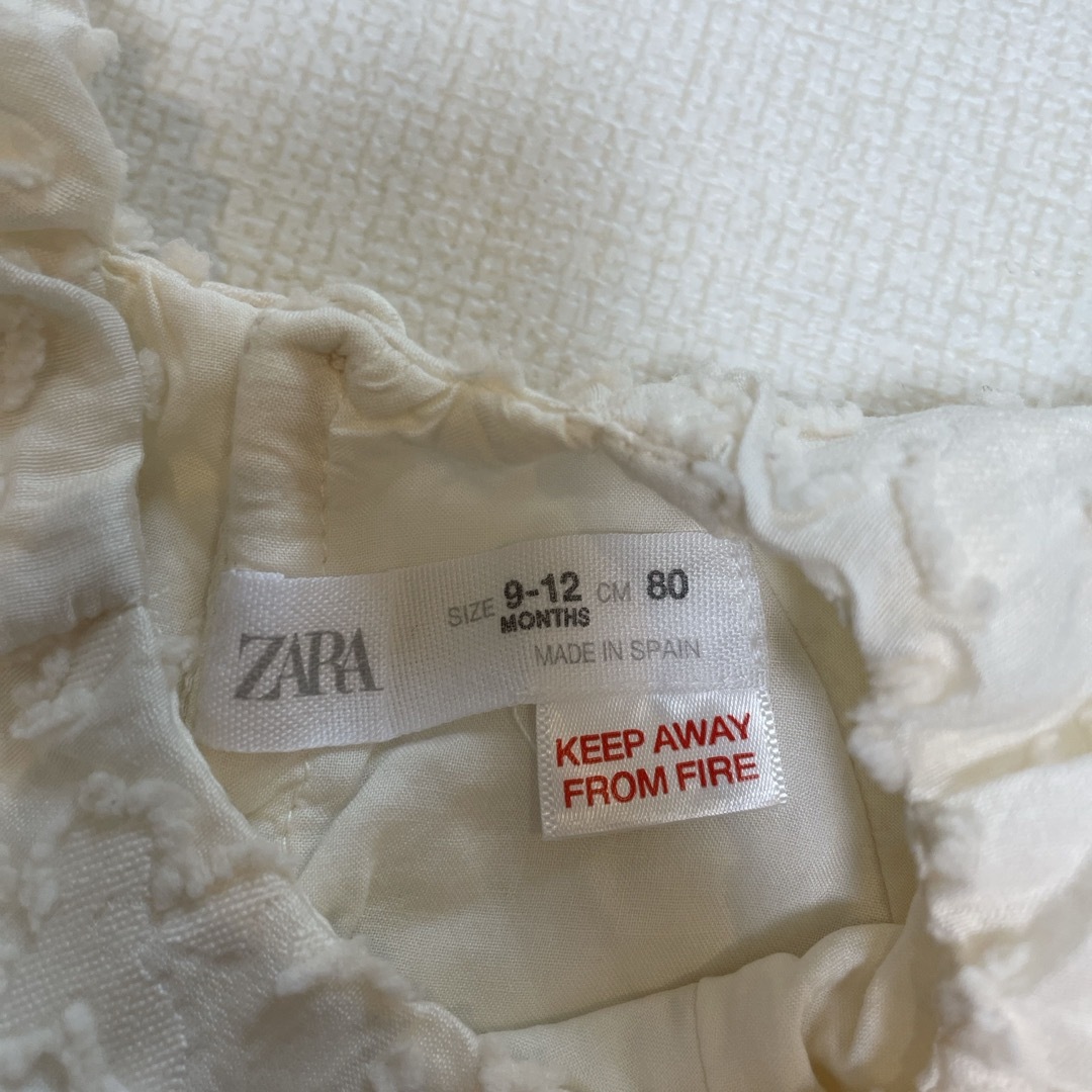 ZARA KIDS(ザラキッズ)のベビーワンピース キッズ/ベビー/マタニティのベビー服(~85cm)(ワンピース)の商品写真