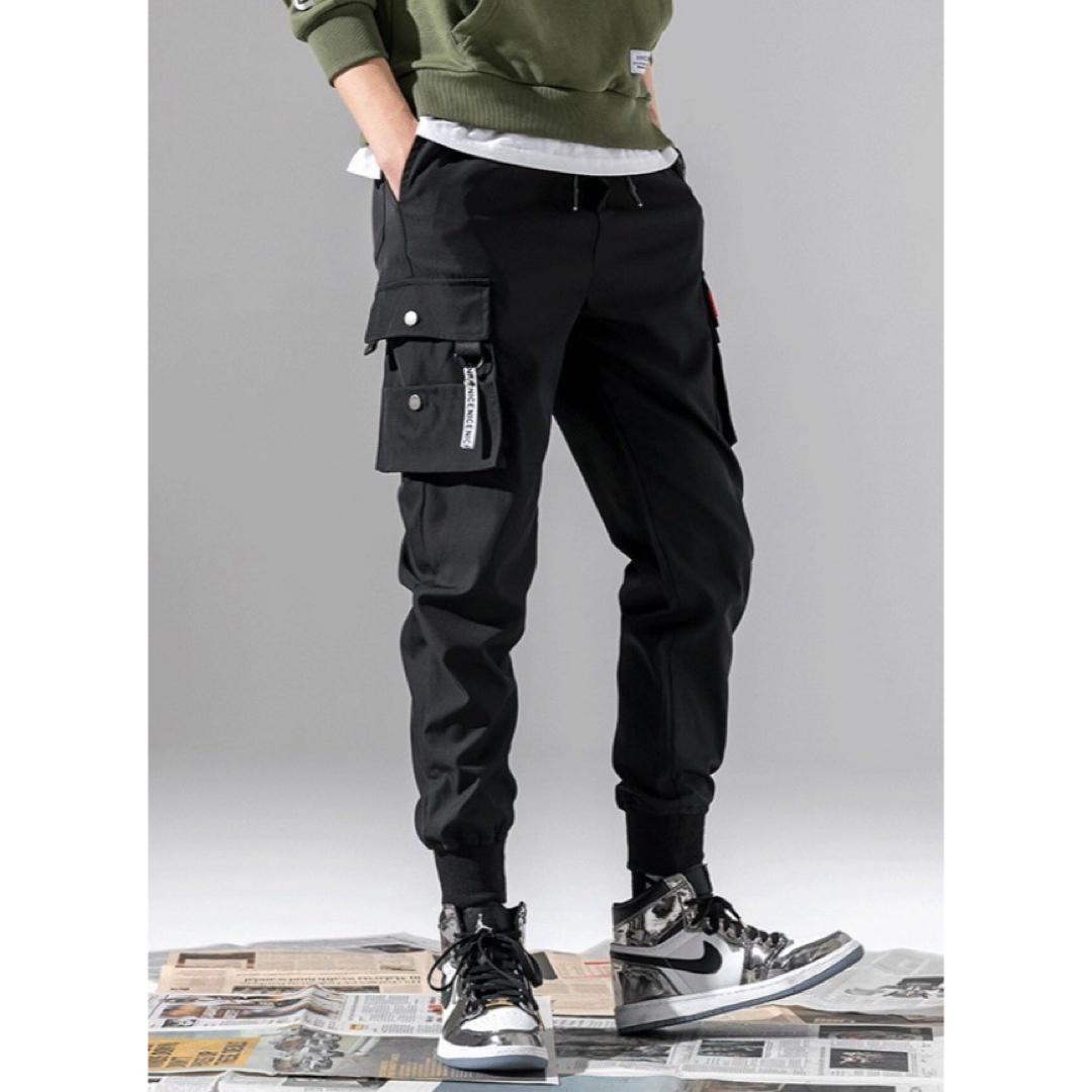 【新品・未使用】メンズ 3XL カーゴパンツ ワークパンツ ゆったり ブラック メンズのパンツ(ワークパンツ/カーゴパンツ)の商品写真