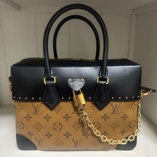 ルイヴィトン(LOUIS VUITTON)のモノグラムリバース　シティマル(ショルダーバッグ)