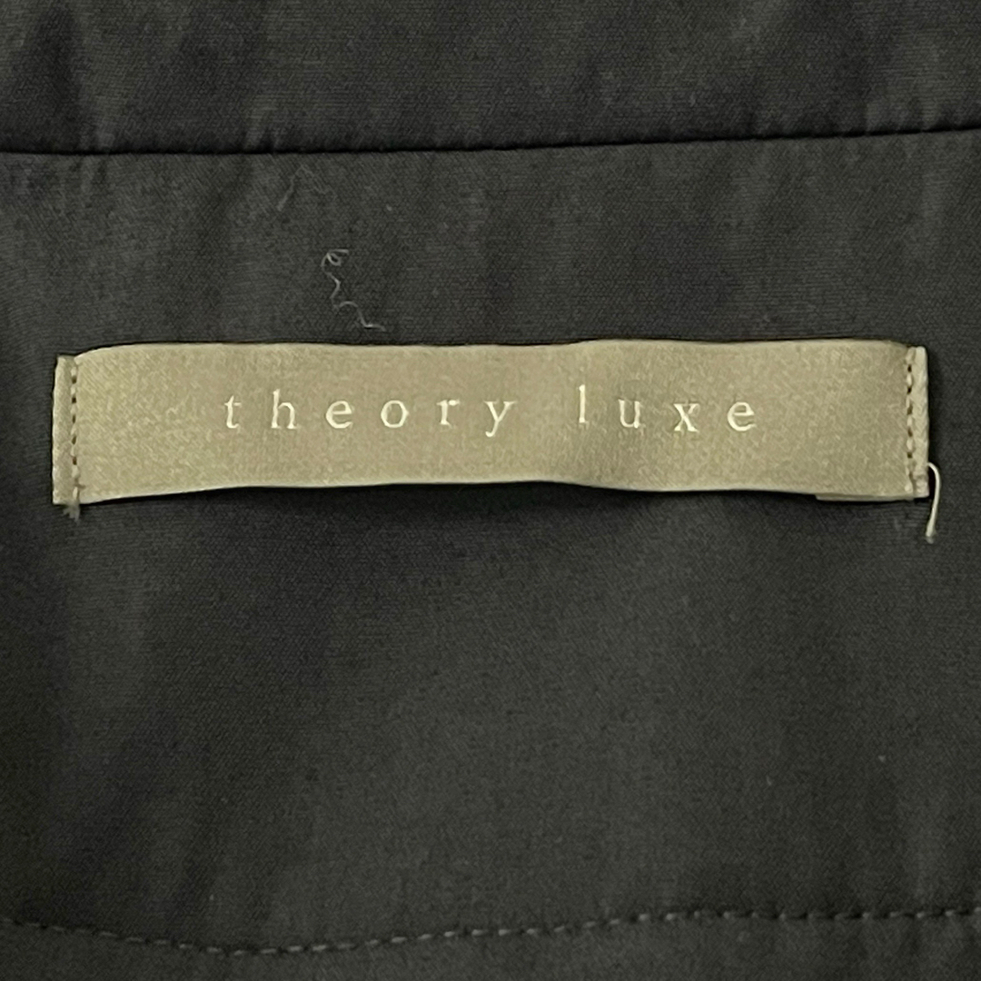 Theory luxe(セオリーリュクス)のよよ様専用theory luxe コート＆ザノースフェイス スクープ ジャケット レディースのジャケット/アウター(ロングコート)の商品写真