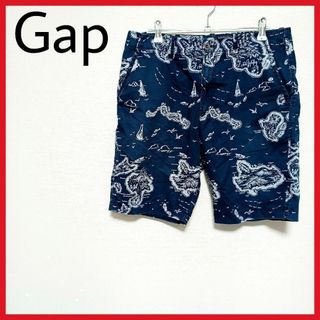 ギャップ(GAP)の美品　Gap　総柄ショートパンツ　リゾート　膝上丈　ネイビー　カジュアル　○(ショートパンツ)