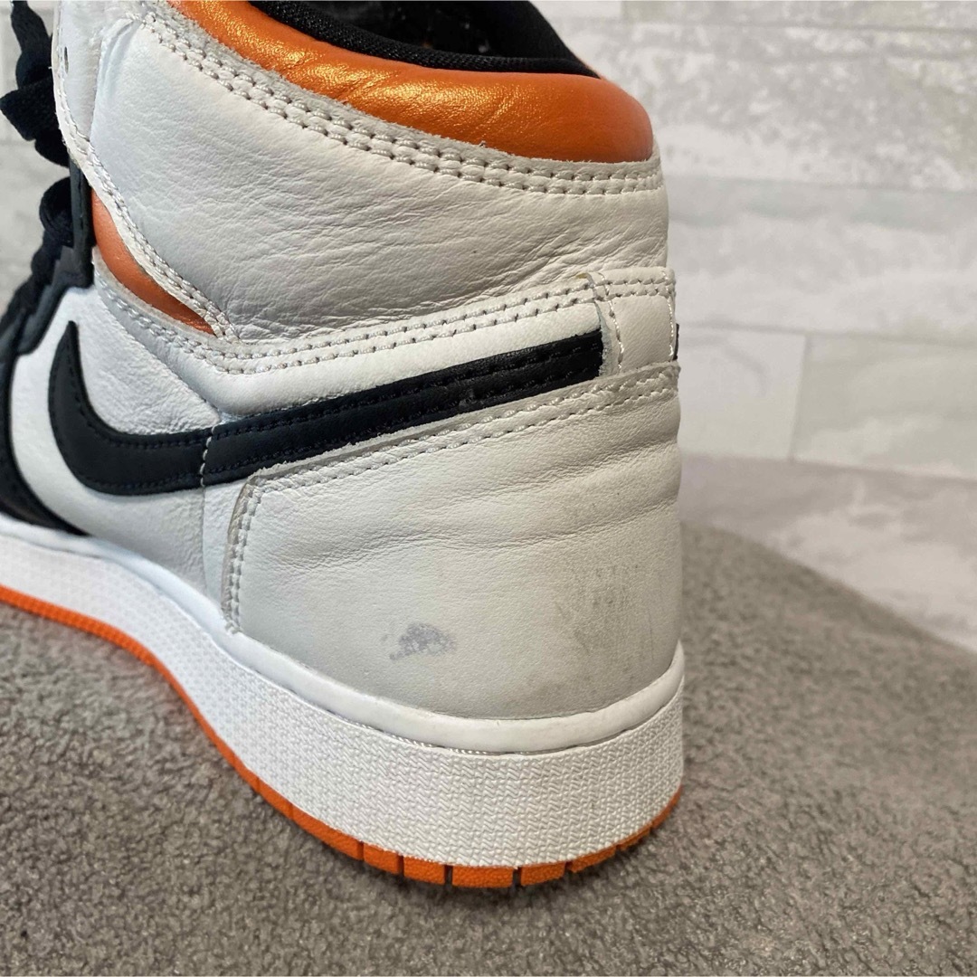 Jordan Brand（NIKE）(ジョーダン)の★人気商品★ Nike GS Air Jordan 1 Retro High メンズの靴/シューズ(スニーカー)の商品写真