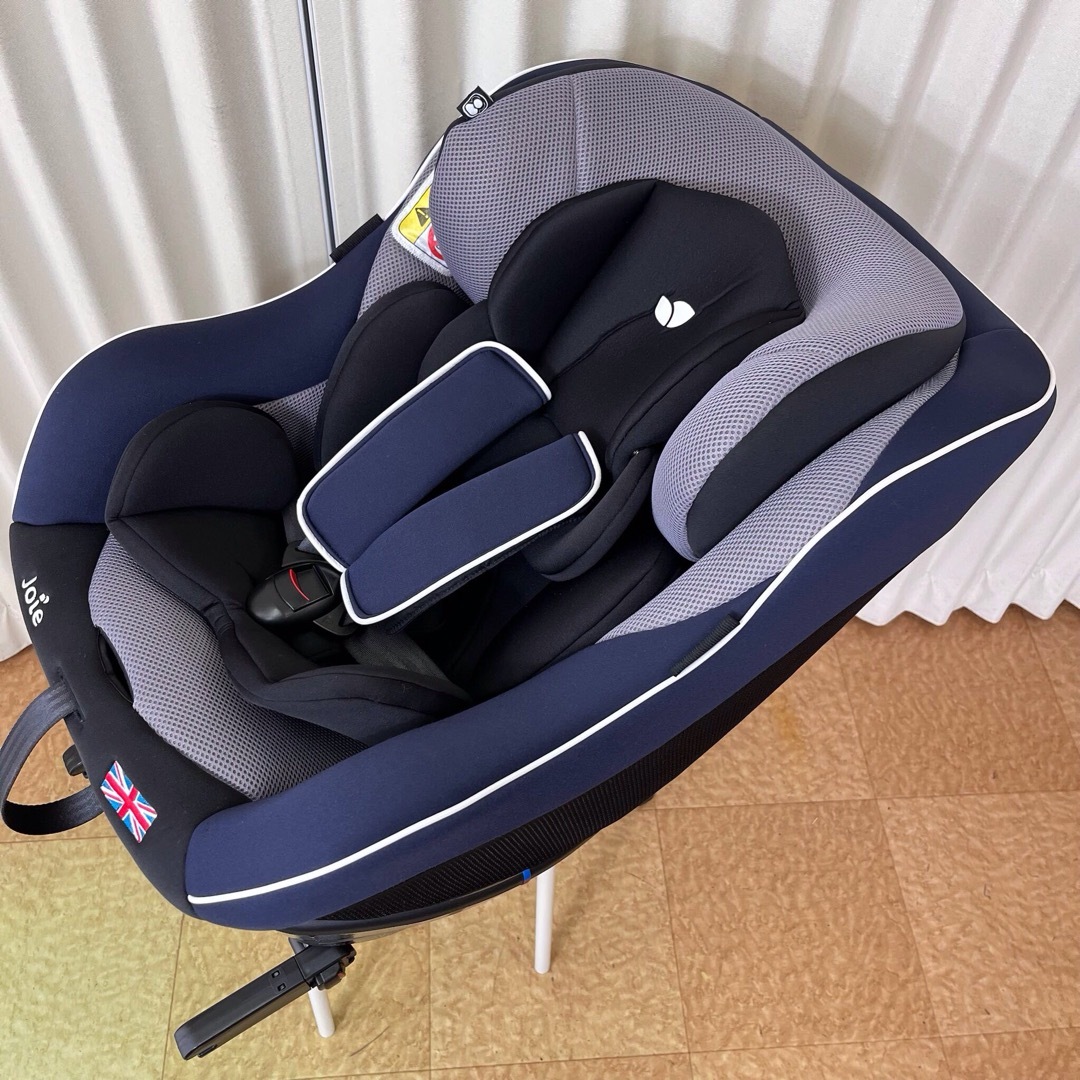 Joie (ベビー用品)(ジョイー)の☆美品☆　アップリカ　ラクーナビッテ　ジョイー　ISOFIX　チャイルドシート キッズ/ベビー/マタニティの外出/移動用品(自動車用チャイルドシート本体)の商品写真