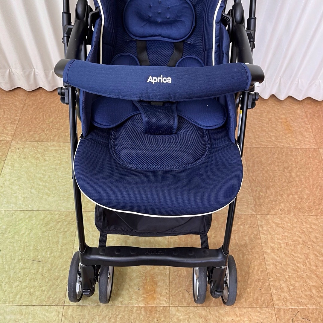 Joie (ベビー用品)(ジョイー)の☆美品☆　アップリカ　ラクーナビッテ　ジョイー　ISOFIX　チャイルドシート キッズ/ベビー/マタニティの外出/移動用品(自動車用チャイルドシート本体)の商品写真