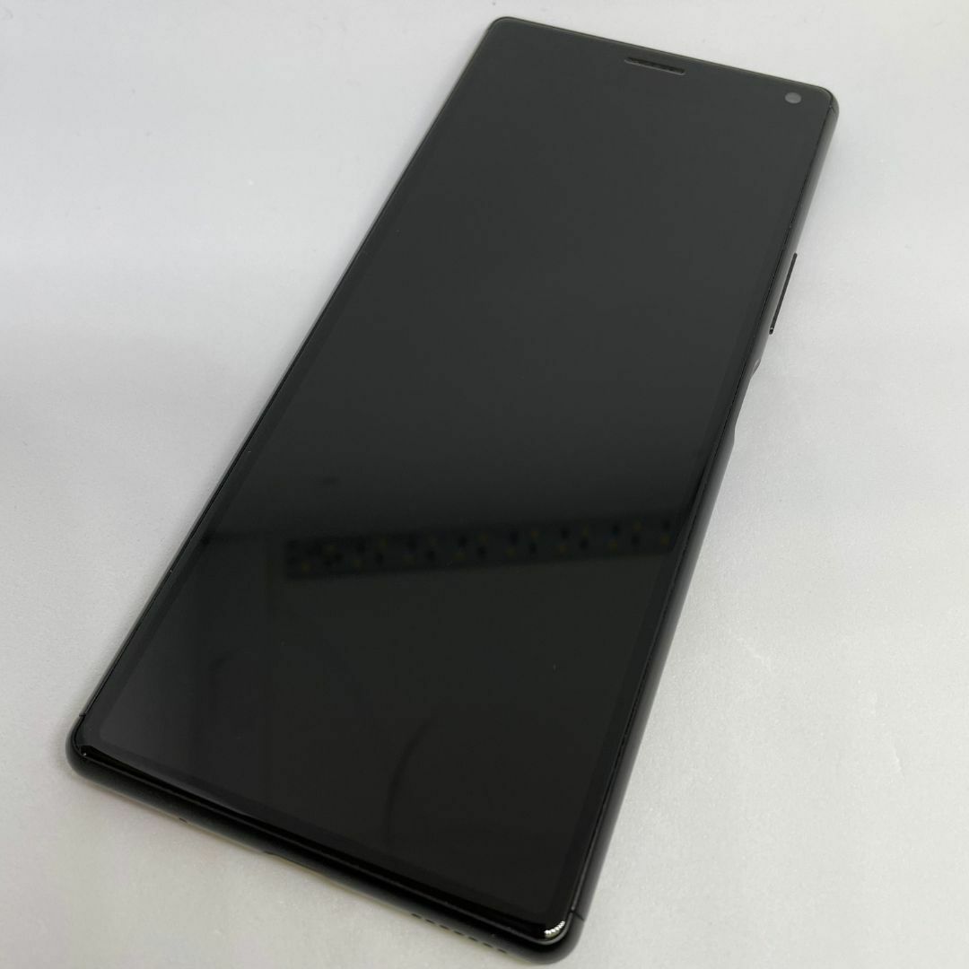 SONY(ソニー)の【良品】Xperia 8 au SIMロック解除済 SOV42 ブラック スマホ/家電/カメラのスマートフォン/携帯電話(スマートフォン本体)の商品写真