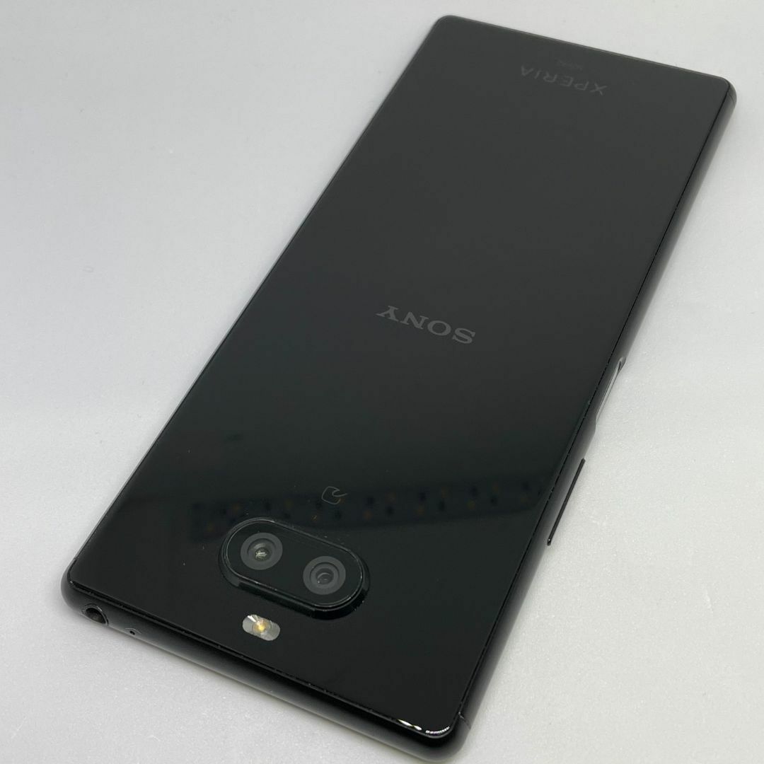 SONY(ソニー)の【良品】Xperia 8 au SIMロック解除済 SOV42 ブラック スマホ/家電/カメラのスマートフォン/携帯電話(スマートフォン本体)の商品写真