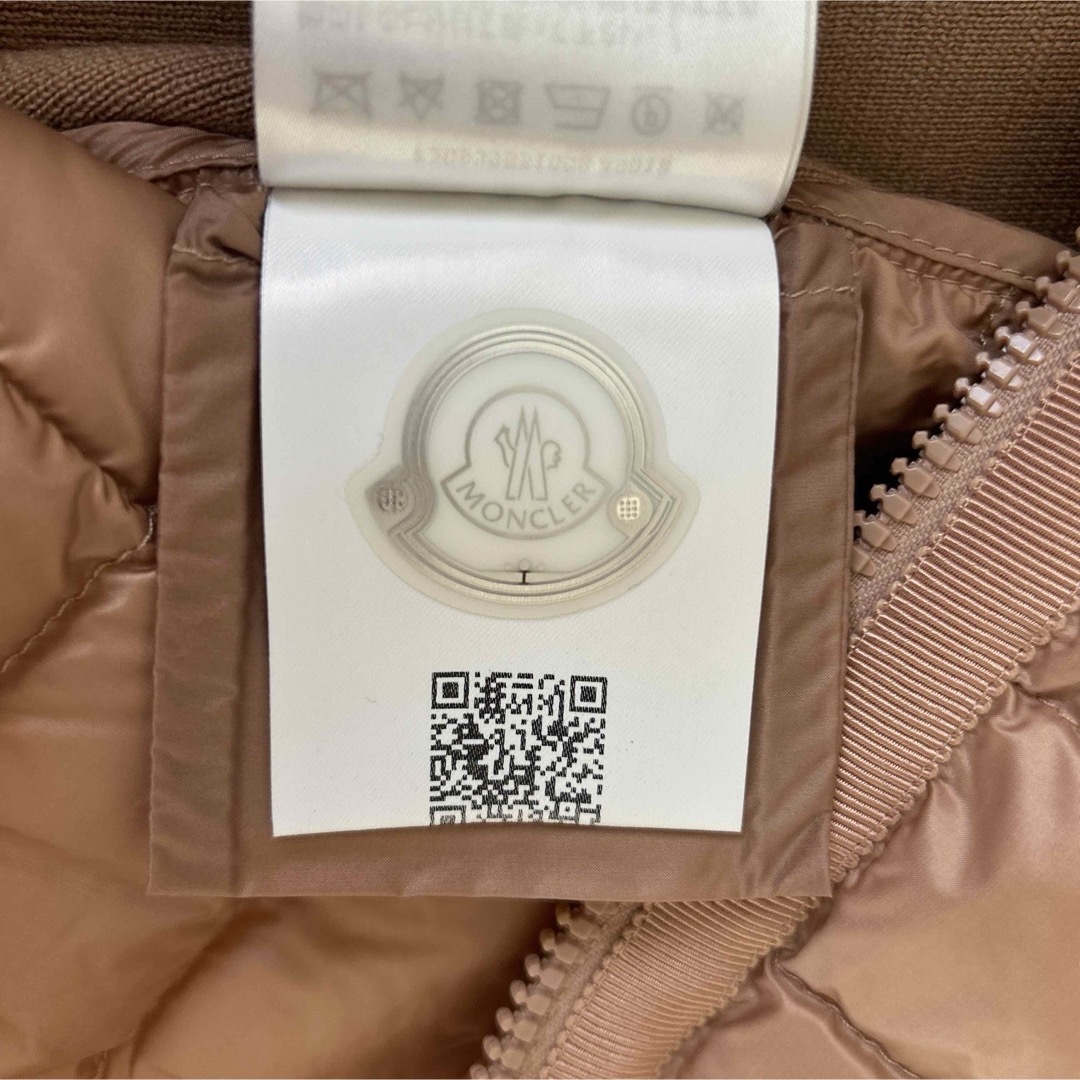 MONCLER(モンクレール)の【週末価格　¥10,000オフ】モンクレール／ダウン付きカーディガン レディースのジャケット/アウター(ダウンジャケット)の商品写真