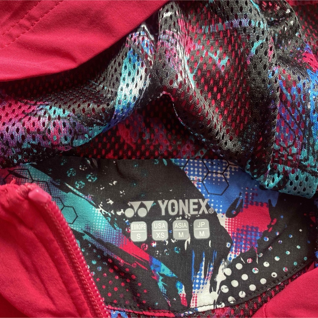 YONEX(ヨネックス)の極美品❣️上下セットのお値段❣️ヨネックスレディース上下セット　Mサイズ スポーツ/アウトドアのテニス(ウェア)の商品写真