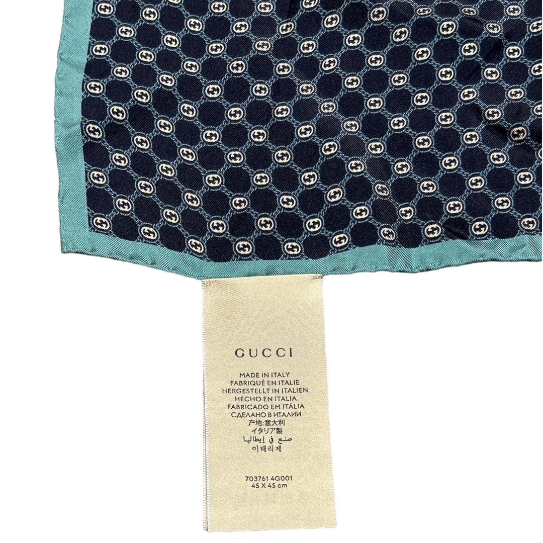 Gucci(グッチ)の美品❗️GUCCI インターロッキングG  プリント シルク ポケットチーフ メンズのファッション小物(バンダナ/スカーフ)の商品写真