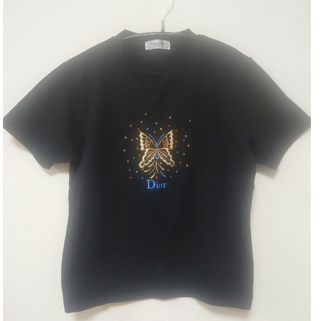 Christian Dior(クリスチャンディオール)の蝶々　Tシャツ　刺繍 レディースのトップス(Tシャツ(半袖/袖なし))の商品写真