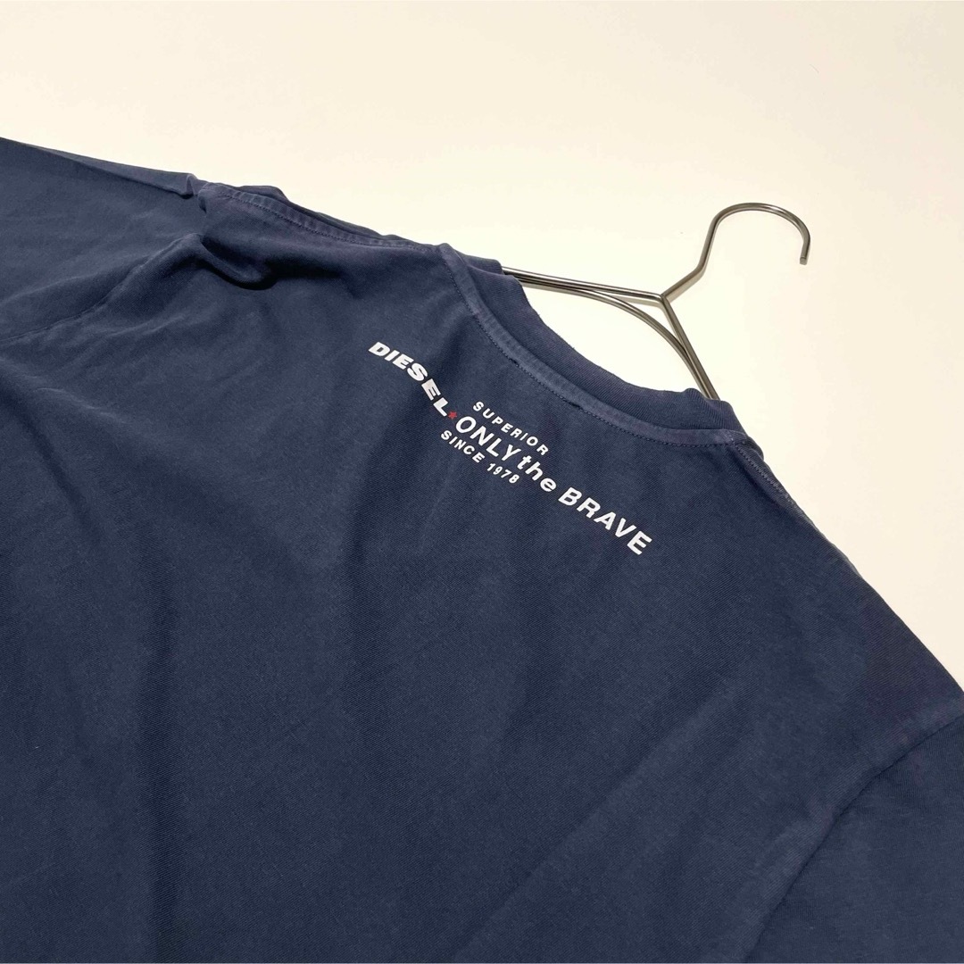 DIESEL(ディーゼル)の【新品】XS ディーゼル Tシャツ 半袖 Vネック ビンテージ加工 紺 ネイビー メンズのトップス(Tシャツ/カットソー(半袖/袖なし))の商品写真