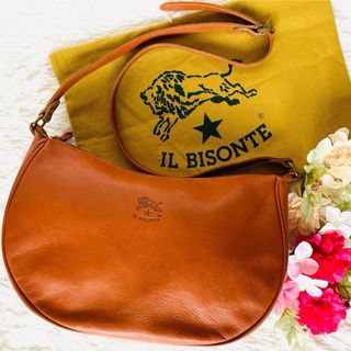 IL BISONTE - 美品★イルビゾンテ ショルダーバッグ ハーフムーン ブラウン ロゴ ポシェット