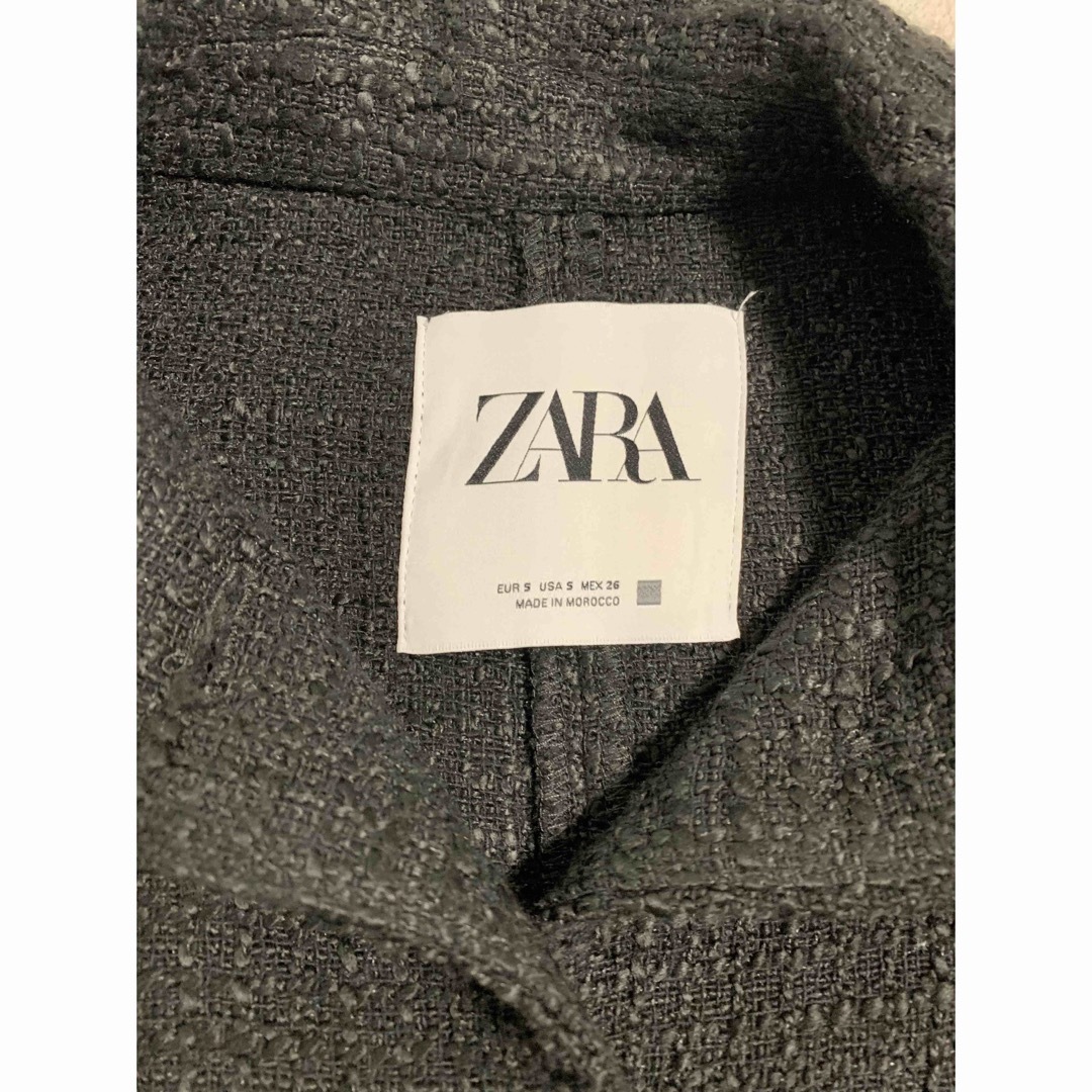 ZARA(ザラ)のZARA ビジューボタンジャケット レディースのジャケット/アウター(その他)の商品写真