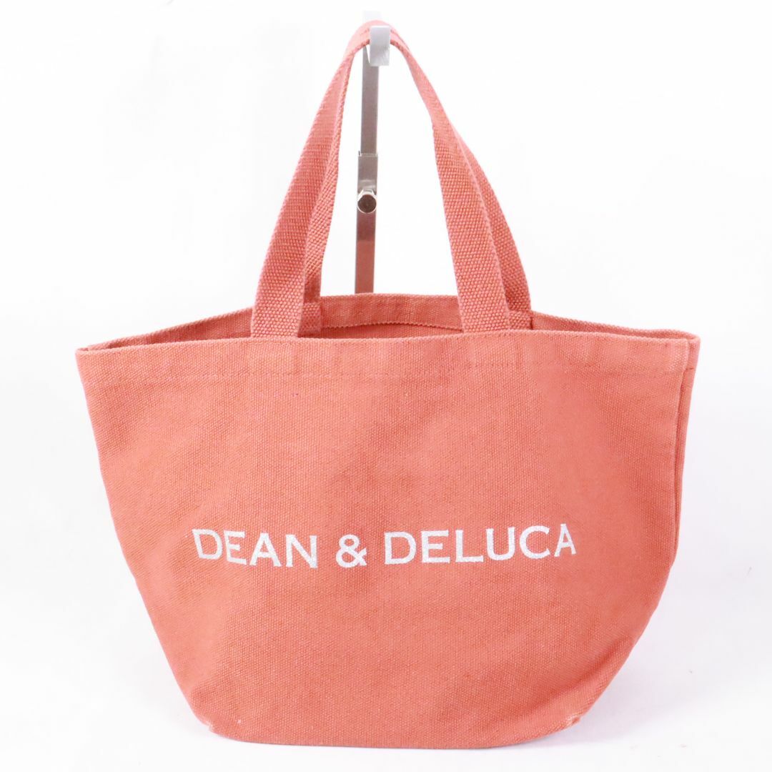DEAN & DELUCA(ディーンアンドデルーカ)のDEAN & DELUCA ディーアンド・デルーカ　トートバッグ　テラコッタオレンジ レディースのバッグ(ハンドバッグ)の商品写真