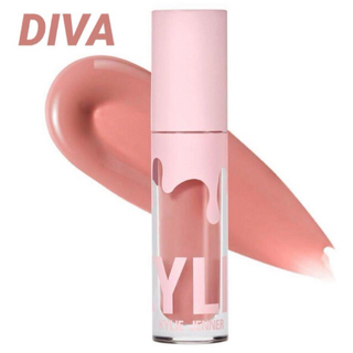 Kylie Cosmetics - KYLIE JENNER カイリージェナー　319 DIVA
