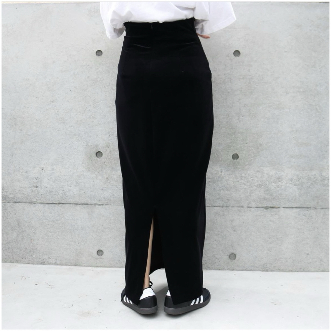 TODAYFUL(トゥデイフル)のaere high-waist velours skirt   レディースのスカート(ロングスカート)の商品写真