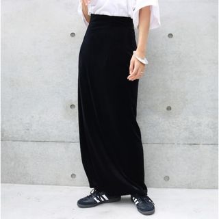 トゥデイフル(TODAYFUL)のaere high-waist velours skirt  (ロングスカート)