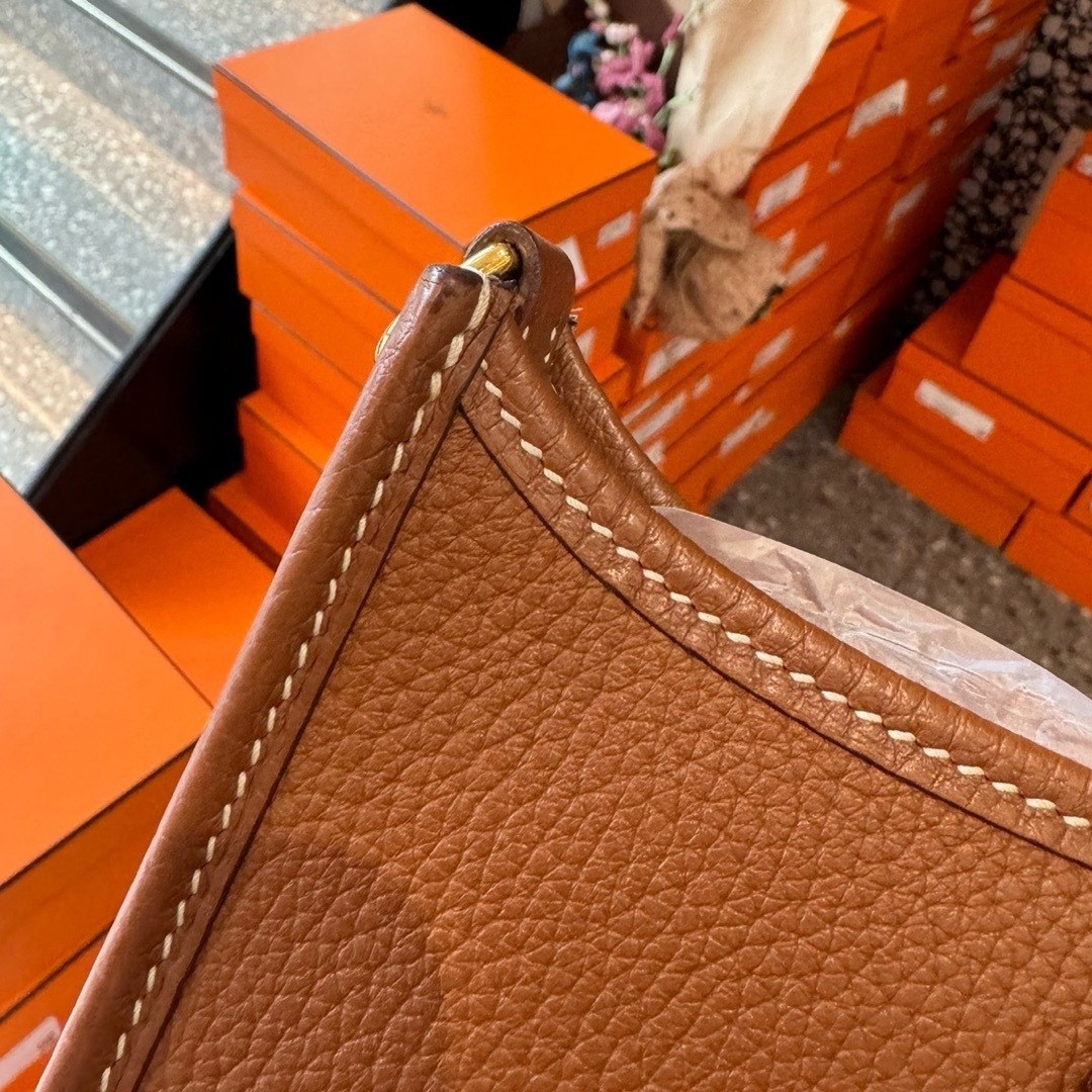 Hermes(エルメス)のエルメス　エブリンTPM レディースのバッグ(ショルダーバッグ)の商品写真