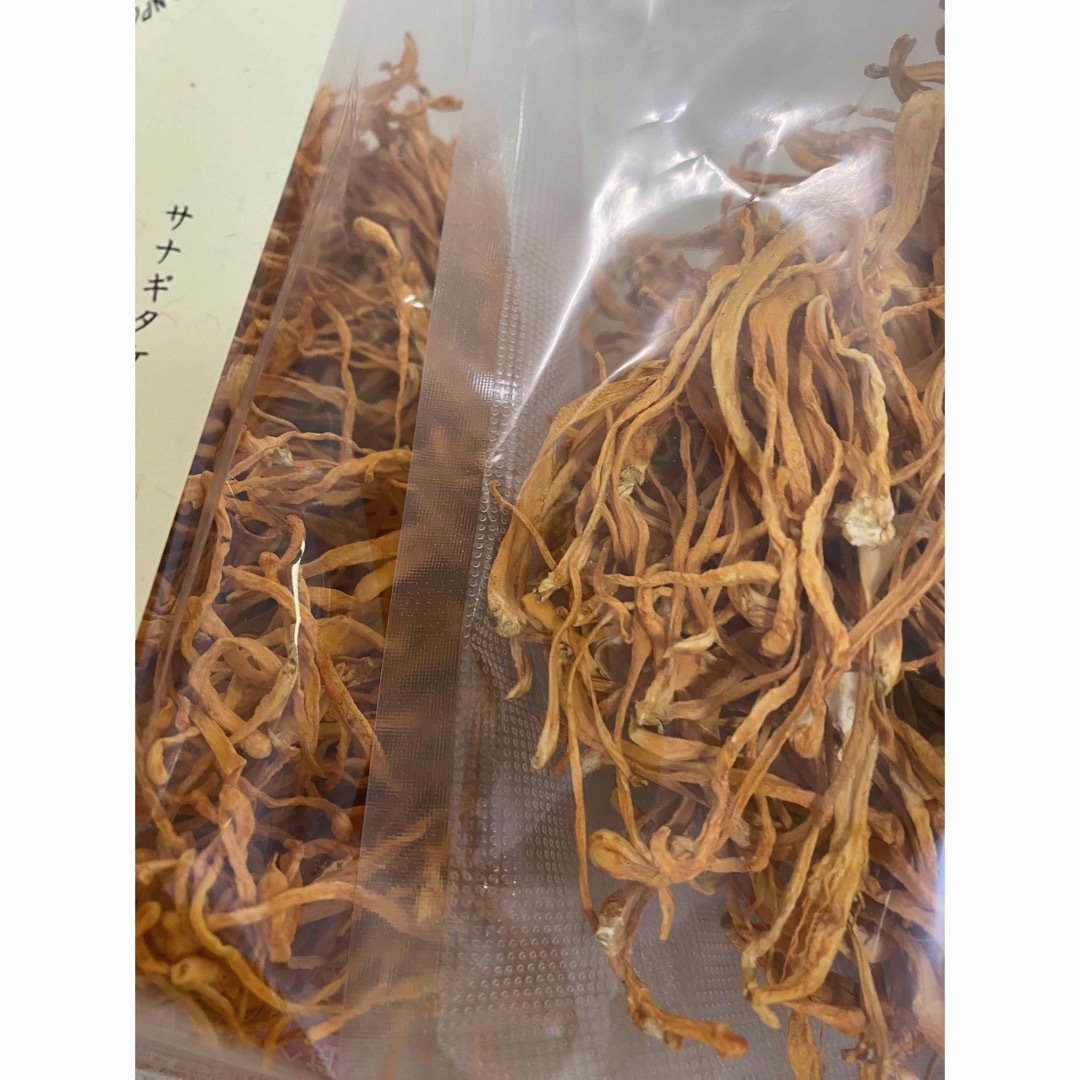 冬虫夏草冬虫夏草100g無添加 原料そのまま 長白山産 北虫草 食品/飲料/酒の健康食品(その他)の商品写真