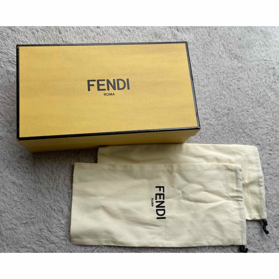 FENDI(フェンディ)のFENDI パールリボンエスパドリーユ スリッポン レディースの靴/シューズ(スリッポン/モカシン)の商品写真