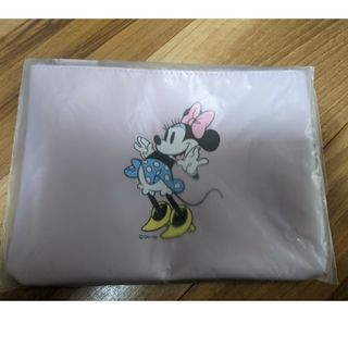 ディズニー(Disney)の★DISNEY STORE フラットポーチ ミニーマウス 非売品(キャラクターグッズ)