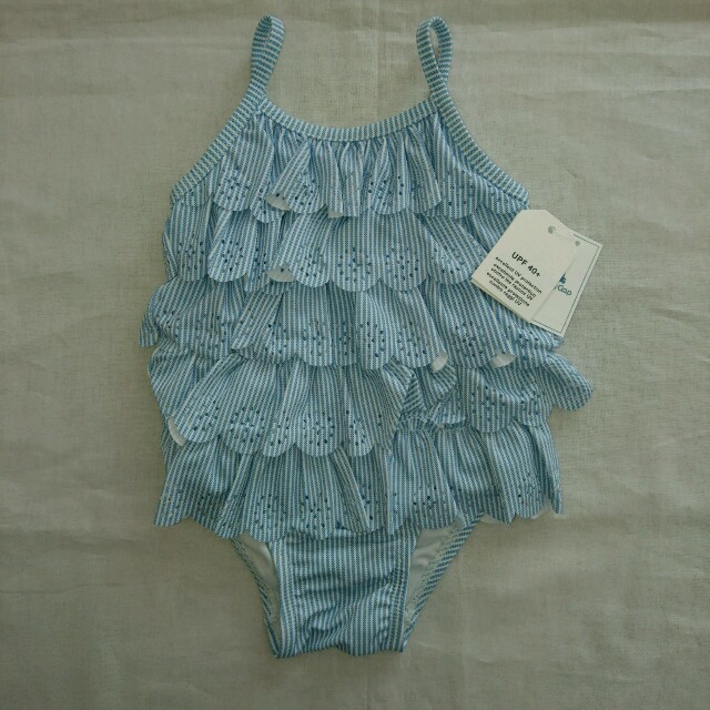 babyGAP(ベビーギャップ)の新品 80 アイレットフリルワンピース水着 キッズ/ベビー/マタニティのベビー服(~85cm)(水着)の商品写真