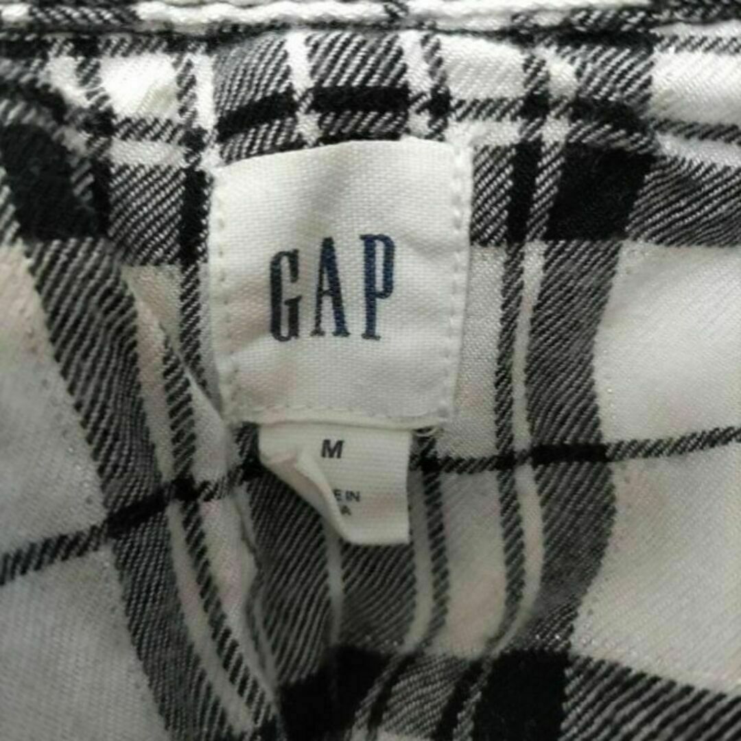 GAP(ギャップ)のGAP ギャップ 長袖 チェック柄 スキッパーシャツチュニック 白×黒 M レディースのトップス(チュニック)の商品写真