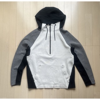 NIKE - NIKE テックフリース PULL OVER HOODIE SIZE M