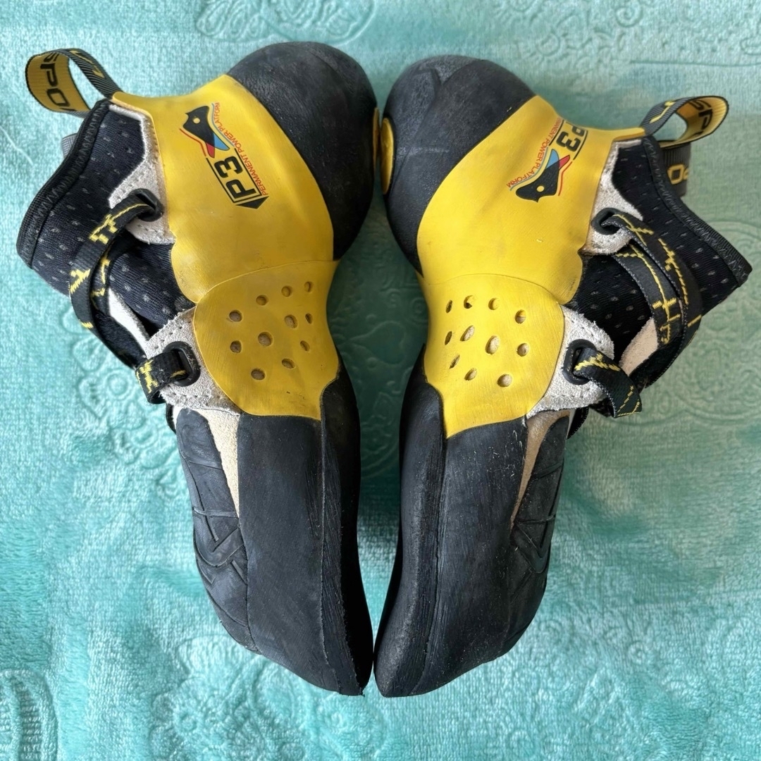 LA SPORTIVA(スポルティバ)のボルダリングシューズ　スポルティバ-ソリューション　36ハーフ　36.5 スポーツ/アウトドアのアウトドア(登山用品)の商品写真