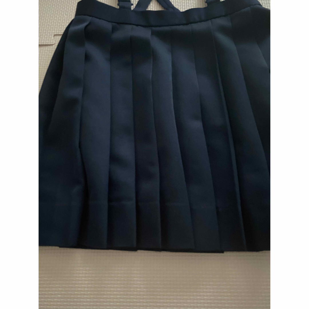 小学校　制服　プリーツスカート　125A  キッズ/ベビー/マタニティのキッズ服女の子用(90cm~)(スカート)の商品写真