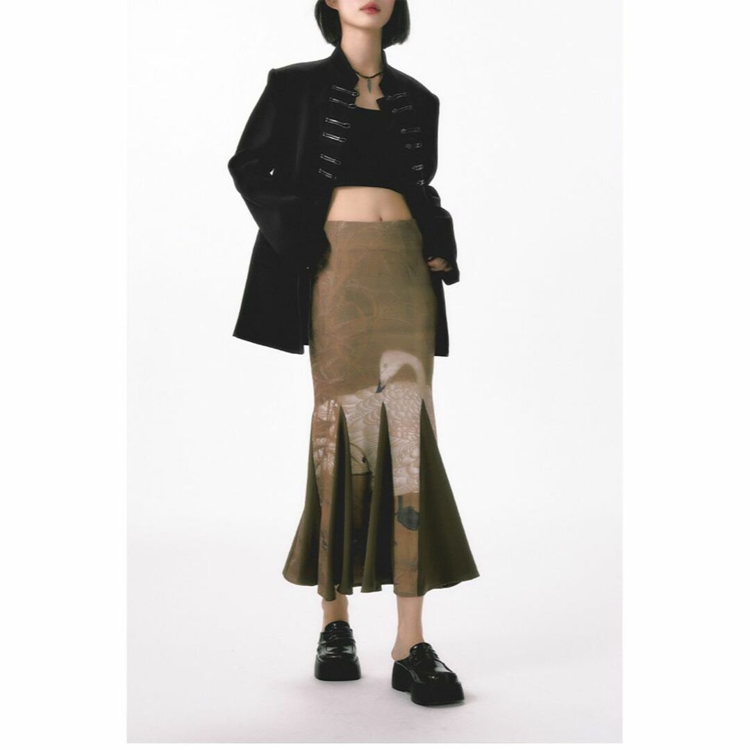 ADORE(アドーア)の杨二大梦 マーメイド スカート フレア スワンプリント ロング レディースのスカート(ロングスカート)の商品写真
