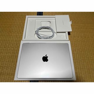 美品　MacBook Pro 2021 14 M1 Pro 16GB/512GB