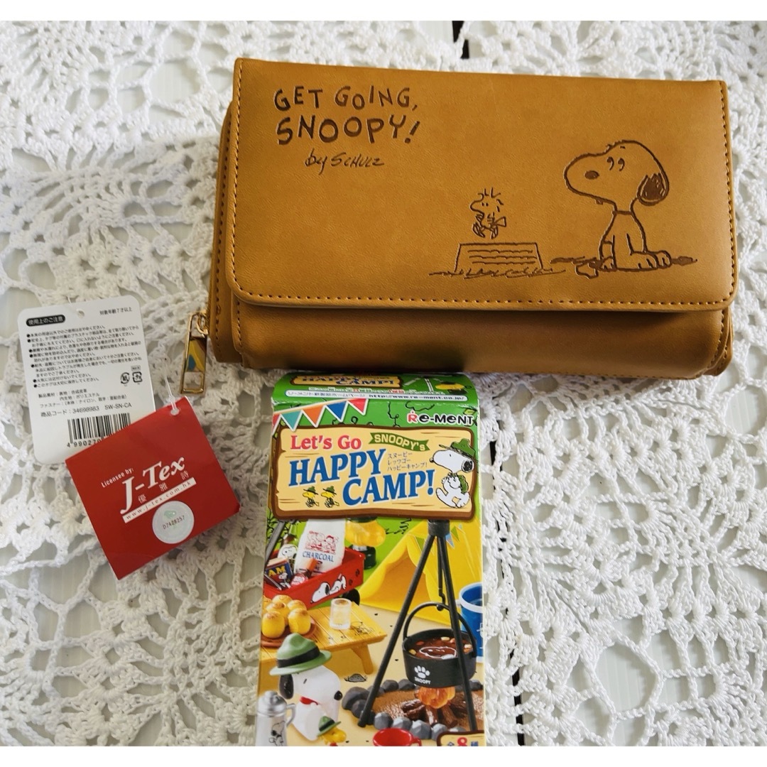 スヌーピー型押しショルダーウォレット&Let's go Happy Camp! メンズのファッション小物(長財布)の商品写真